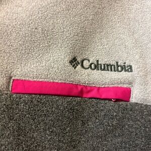 Columbia fleece size medium grey with pink